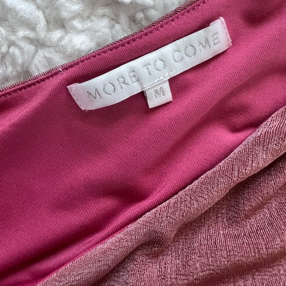 🆕💕 Revolve x MORE TO COME Gianna One Shoulder Dress Rose Pink - Size M - Picture 8 of 11